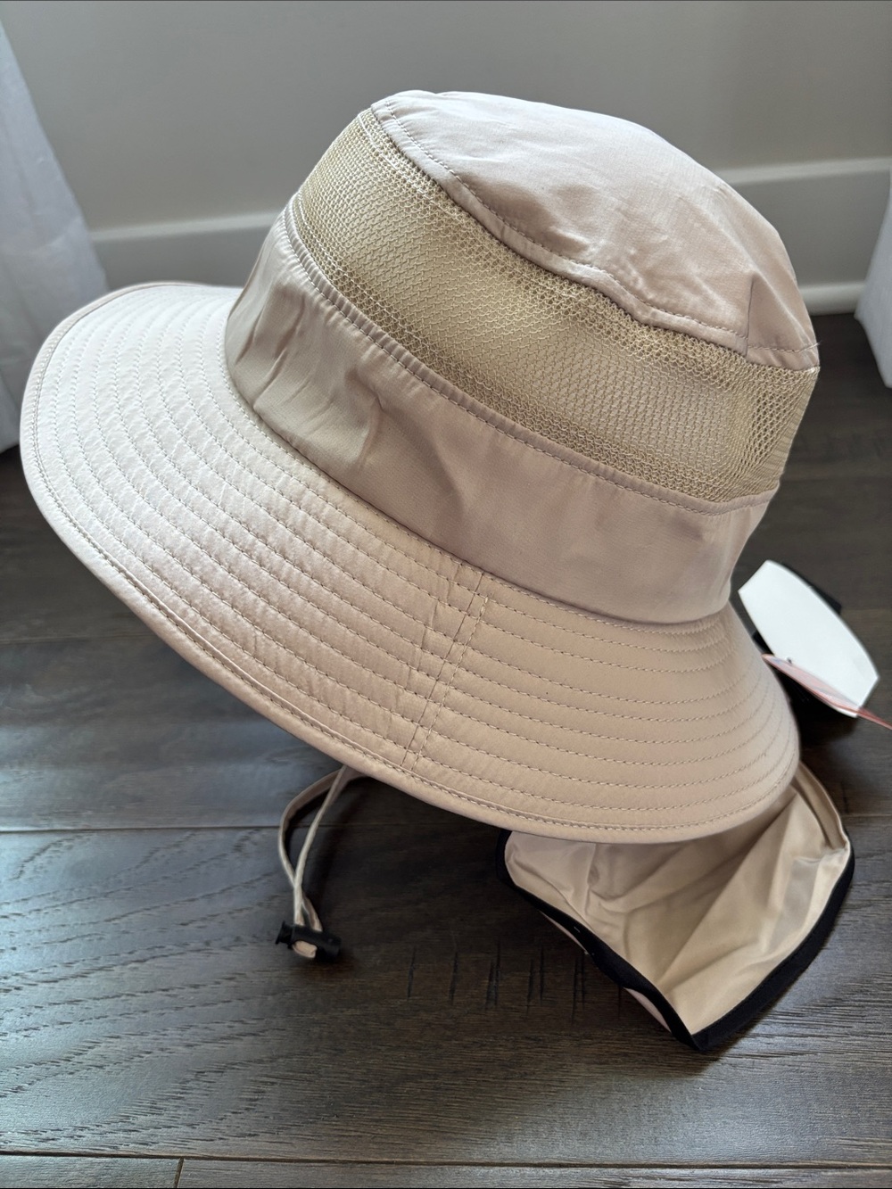 Madd Hatter Neck Drape,Wide Brim Boonie Hat,59% UV protection,chin strap,vented